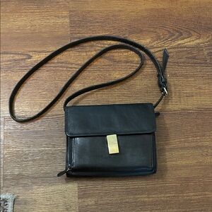 Elegant Black Crossbody Bag